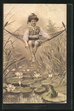 AK Knabe auf einer Hängematte spielt mit einem Frosch am Fluss 