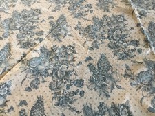 Bassetti - Tischdecke - rund - ca. 160 cm Durchmesser - neuwertig