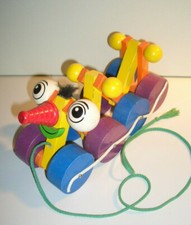 Nachziehtier- Raupe-Holz (Lorenz) f.Kleinkinder 0-3Jahre ca. L23xB8x H10cm groß