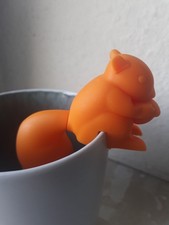 Teesieb Tee-Ei - Eichhörnchen - Silikon - orange - sehr gut
