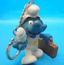 20054 SANITÄTER Schlumpf Nr. 18 Koffer + Verschlüsse dunkel Brustring keyholder