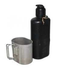 Schweizer Armee Feldflasche M84 mit Becher Trinkflasche Wandern Outdoor Tasse bw