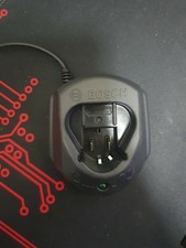 Original Bosch Akku Ladegerät GAL 1210 CV Professional, für 12V(10,8V)