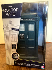Dr. Who Thirteenth 13th Doctor Electronic Tardis Polizeibox Actionfigur SELTEN