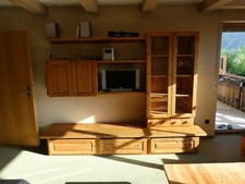 Regalwand Kiefer massiv mit Glastüren. Bereits demontiert.