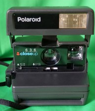 Sofortbildkamera Polaroid Closeup 636 mit Trageband