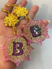 Epoxidharz Schlüsselanhänger Resin Personalisiert Handmade Buchstabe Roses Stein