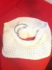 Rundschal & Ohrenwärmer in Wollweiß