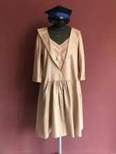 nude farbenes Matrosenkleid