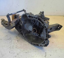 Getriebe F16 Schaltgetriebe div. Opel Modelle Astra / Corsa / Kadett 90334345