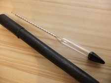 altes Glas Thermometer