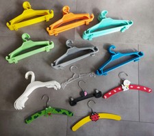 Baby Kleinkind Kleiderbügel 65 Stück Kunststoff Holz