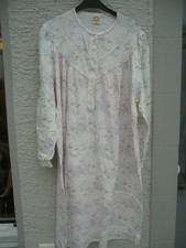 Nachthemd, Damen, rosa, Blumenmuster, Knopfleiste, Größe 52/54,  Eurobella