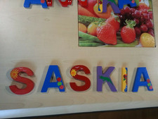 Holzbuchstaben Name "SASKIA" 7,5cm x 8,5cm