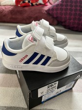 Adidad Kinderschuhe Sneaker Gr.25