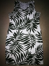 SHIRTKLEID**Weiß anthrazit bedruckt**52/54**bpc**NEU