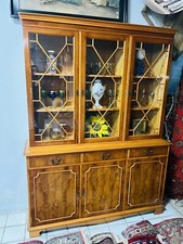 Englisch Stil Schrank Buffet Vitrine Eibe Bücherschrank England Glasschrank