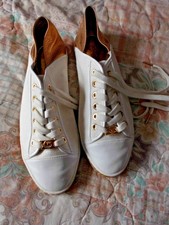 MICHAEL KORS BEIGE LEINWAND UND GOLD TRAINER GRÖSSE 8 UNVERPACKT WIE ABGEBILDET