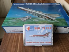 1/32 Mig-21 F -13 mit Resin Cockpit
