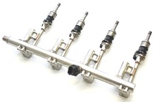 FORD Focus III ST DS7G-9H487-EB DS7G-9D280-DC Kraftstoffverteilerrohr + 4 Düsen