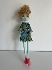 Ever After High featherly Wald Feen Drachen Spiele Puppe 9 cm Puppe