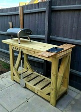 Holz Pizza Grill Tisch