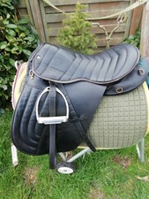 REITSATTEL DISTANZSATTEL WANDERREITSATTEL - Hochwertig - 18" - Mittlere Kammer