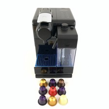 De'Longhi Nespresso Lattissima Touch Kaffeemaschine schwarz + Kapseln