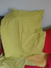 Diverse Kissenbezüge rot/ grün