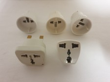 5 Stück Reiseadapter / Reisestecker / Steckdosenadapter / Travel Adapter 