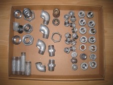 Fittinge verzinkt, Konvolut,Bögen,Muffen,Verschraubungen,Endkappen,Stopfen ..usw