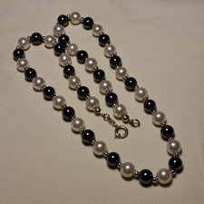 243 - Perlenkette 2-farbig Länge 52cm