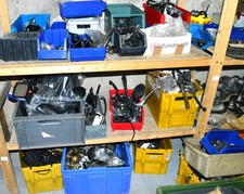 Unzählige Motorrad Teile BMW Honda Kawasaki Suzuki Yamaha  Lagerauflösung