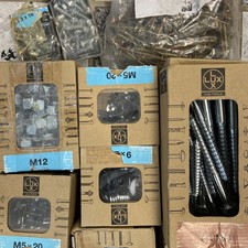 10kg Schrauben Holzschrauben Maschinenschrauben  Muttern Mischware Restposten