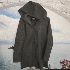 Damen Mantel ONLY Gr S   Grau kurz Freizeit LOGO  Modern 