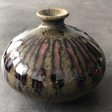 TÖPFEREI WAGNER Massemühle Vase H 8 cm Solifleur Grün Braun Handarbeit Neuwertig