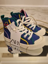 Zara HochTop Turnschuhe neu mit Etikett Größe 10 Eur28 Kinder