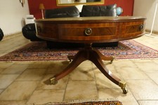 Englische Stilmöbel: Couchtisch, Wohnzimmertisch Regency, Mahagoni + Leder