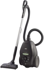 AEG Bo­dens­taub­sau­ger (VX 82-1-ÖKO) 600 Watt, 3,5 Liter Behältervolumen