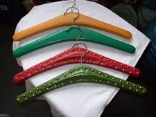 4 Kleiderbügel,Original Vintage,Retro,Nieten,Grün,Rot,Gelb 41 cm x 6cm,60erJahre