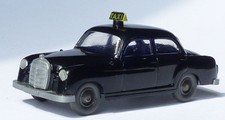 Wiking Mercedes 180 Taxi mit Sockel! GK 149/4, Grill breit, guter Zustand