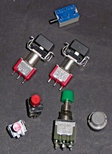 Sortiment Druck-Taster - verschiedene Bauformen und Ausführungen (7 Stück)