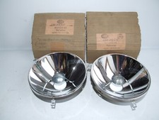 2 Mercedes Reflektor Hella E1.045305 u.a. 190E-10 ES Paar bis Bj. 57?