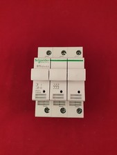 15655 Schneider STI 3 polig Sicherungshalter 8.5 x 31.5 Sicherung Größe