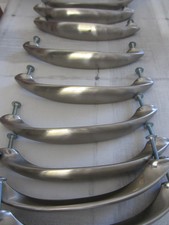 20 x METALL Möbelgriffe Bügelgriff Bogengriffe Küchengriffe Griffe Schubladen 