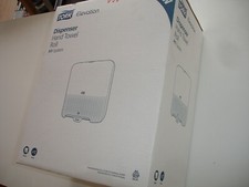 Tork Elevation Dispenser Hand Towel Roll Papierhandtuchspender ovp unbenutzt