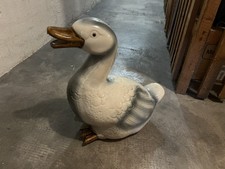 Gans, Keramik, ca. 46 cm hoch / ca. 47 cm tief / ca. 25 cm breit