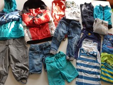 Kleiderpaket Junge Gr. 98/104-110  Konvolut - Jacken, Hosen, Shirts, Regensachen