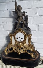 Antike Kaminuhr, um 1880/90, mit Matrosenfigur Bronze, Uhrgehäuse vergoldet