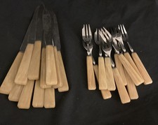 SET VINTAGE GEBRAUCHT FRANZÖSISCH EDELSTAHL GEBÄCK KUCHEN OBSTGABEL BESTECK FRÜHER KUNSTSTOFFGRIFF